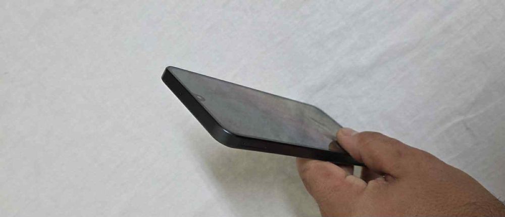 Samsung 16  чисто нов