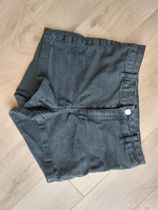 Дънки и панталони