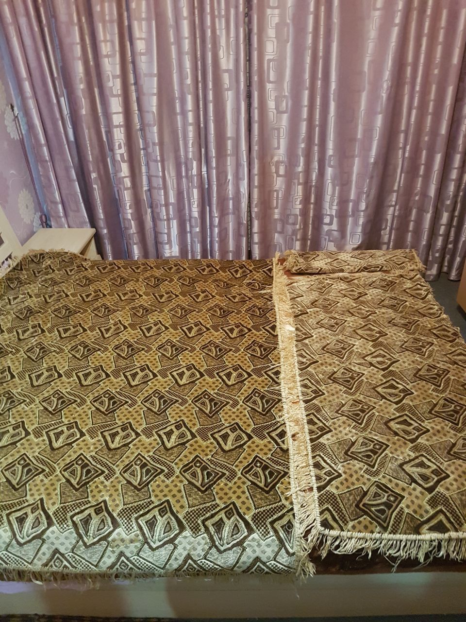 Продаются покрывало на диван и кресло