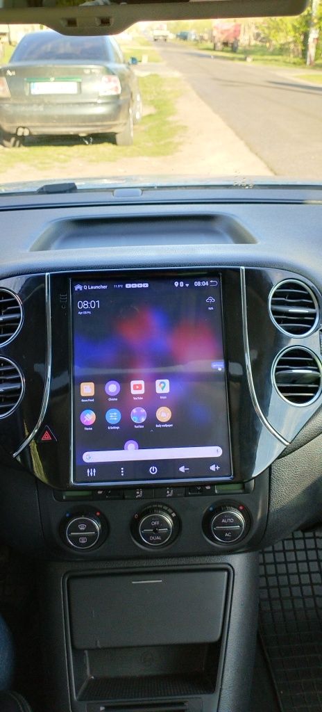 Navigatie dedicata cu Android tip tesla