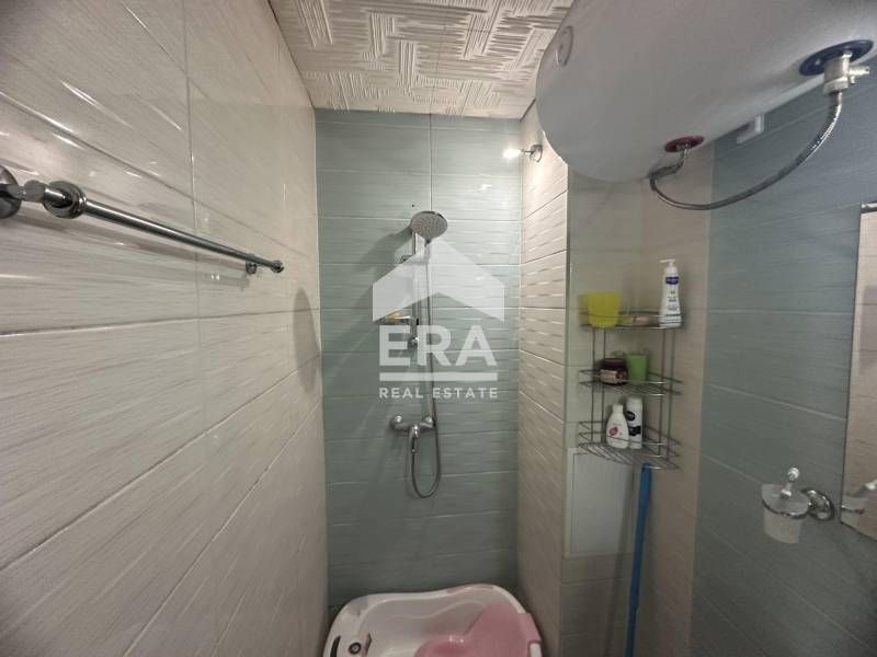 Продава се Тристаен апартамент в Русе, Родина 2 - 80 кв.м за 1249 €/кв.м - Снимка #4