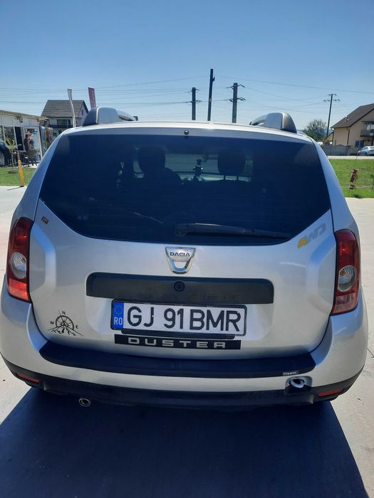 Vand  dacia duster impecabil