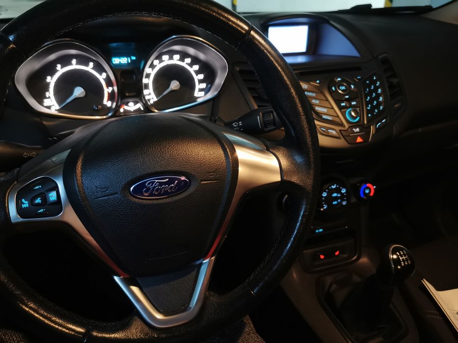 Ford Fiesta 2017 Unic Proprietar de nou