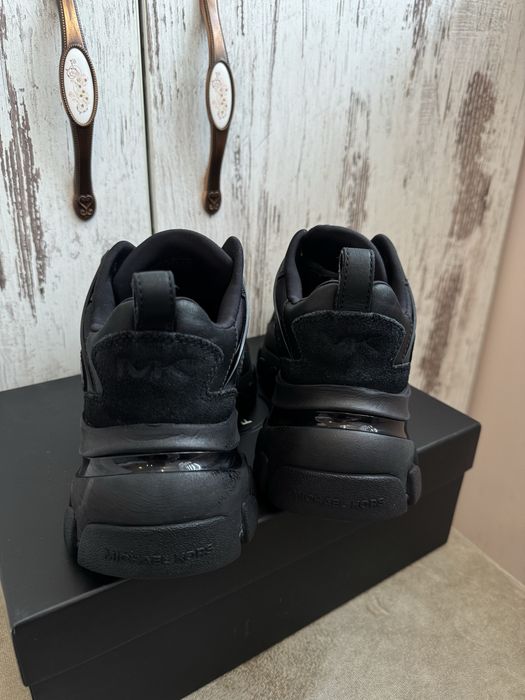 Michael Kors маратонки