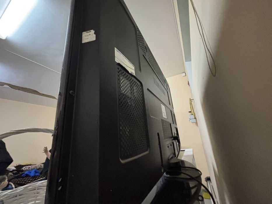 Телевизор самсунг