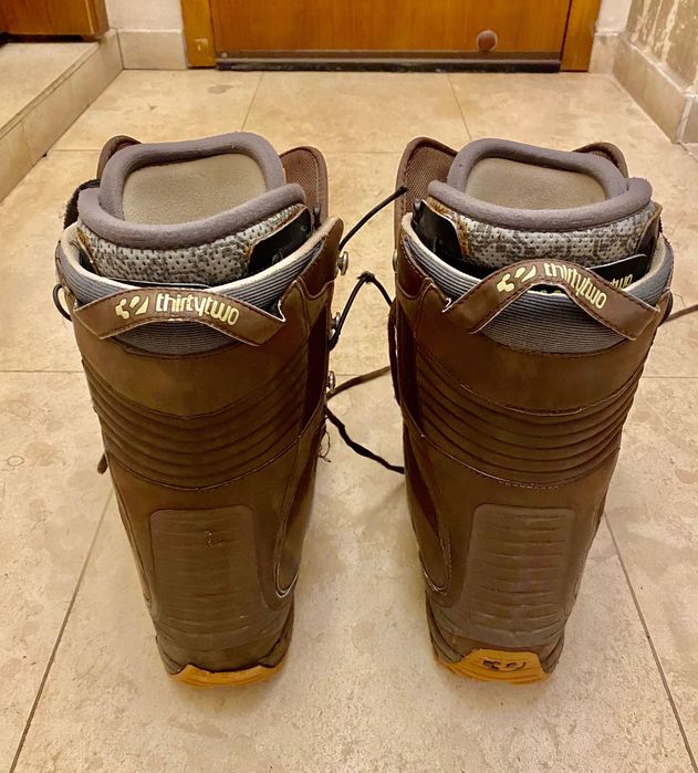 СНОУБОРД ОБУВКИ Thirty Two – размер 42,5