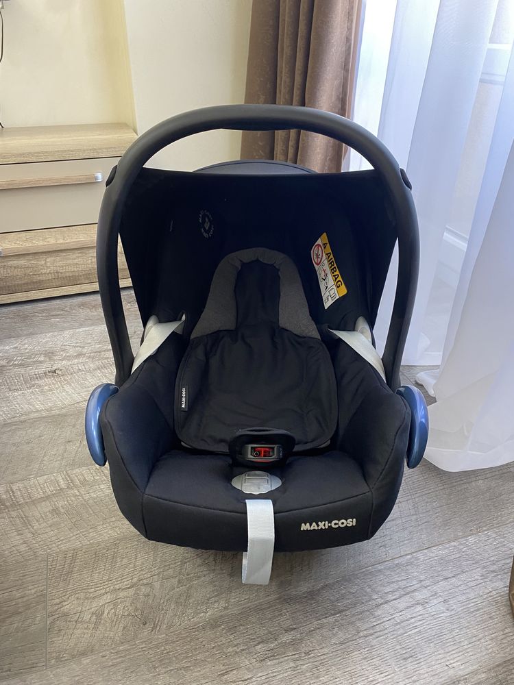 Столче за кола Maxi Cosi CabrioFix 0-13 кг.