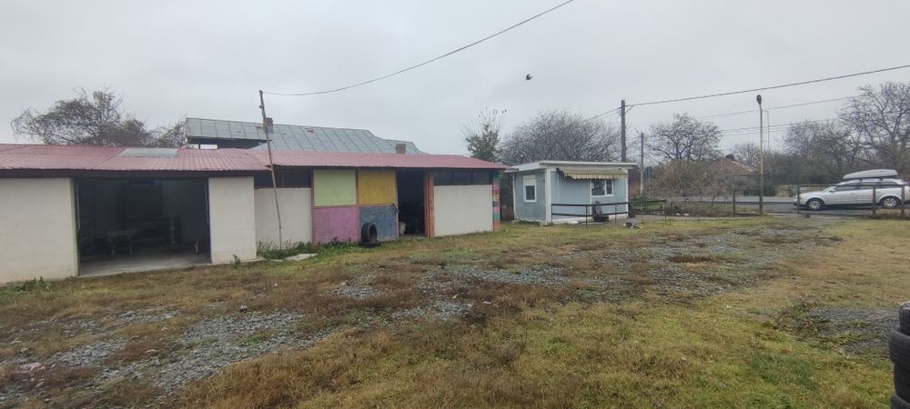 Garaje inchiriat hala container in bucu pe DN