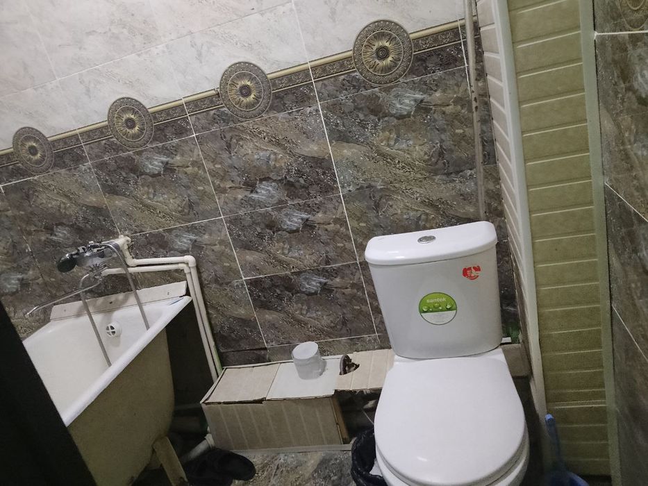 1 xonali kvartira sotiladi yoki obmen