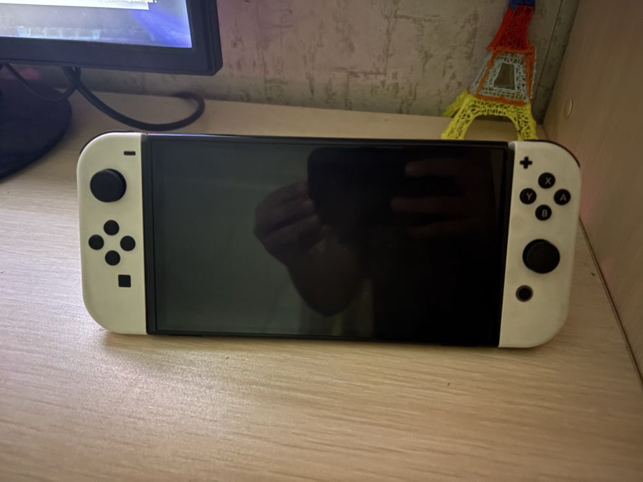 Nintendo switch OLED белый б/у