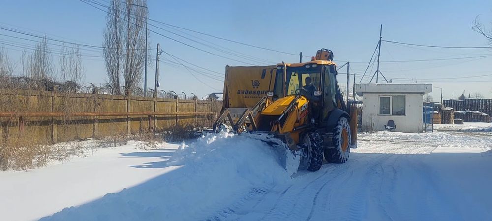 Servicii deszapezire inchiriere buldoexcavator