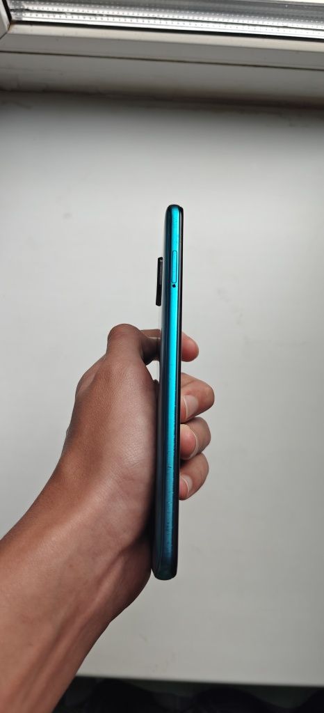 Redmi note 9 pro в идеальном состоянии.