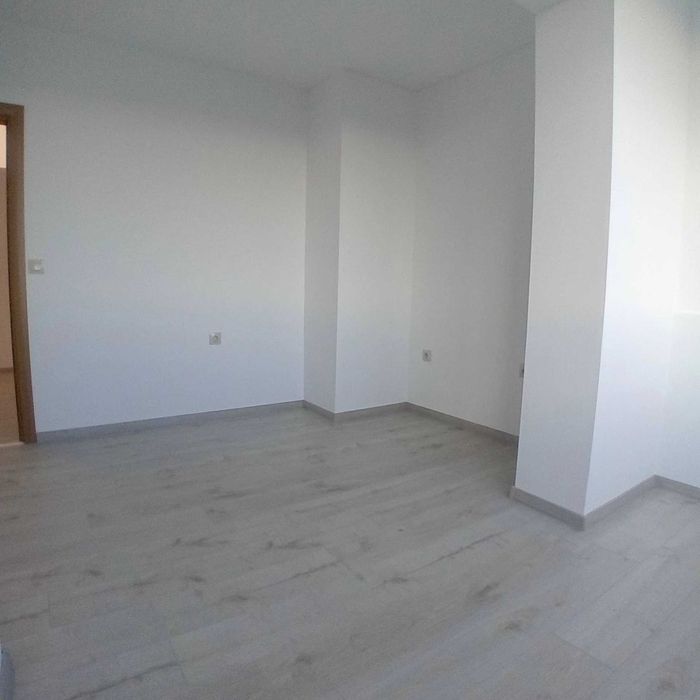 Продава се Четиристаен апартамент в Варна, Кайсиева градина - 80 кв.м за 1749 €/кв.м - Снимка #5