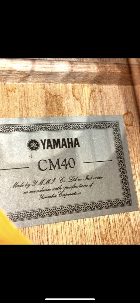 Гитара YAMAHA CM40