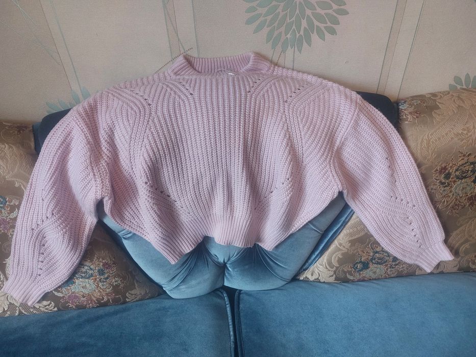 Темлые кофты свитеры