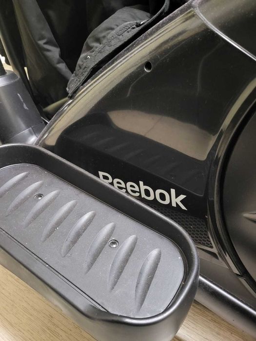BICICLETĂ EPLIPTICĂ Reebok – stare foarte buna