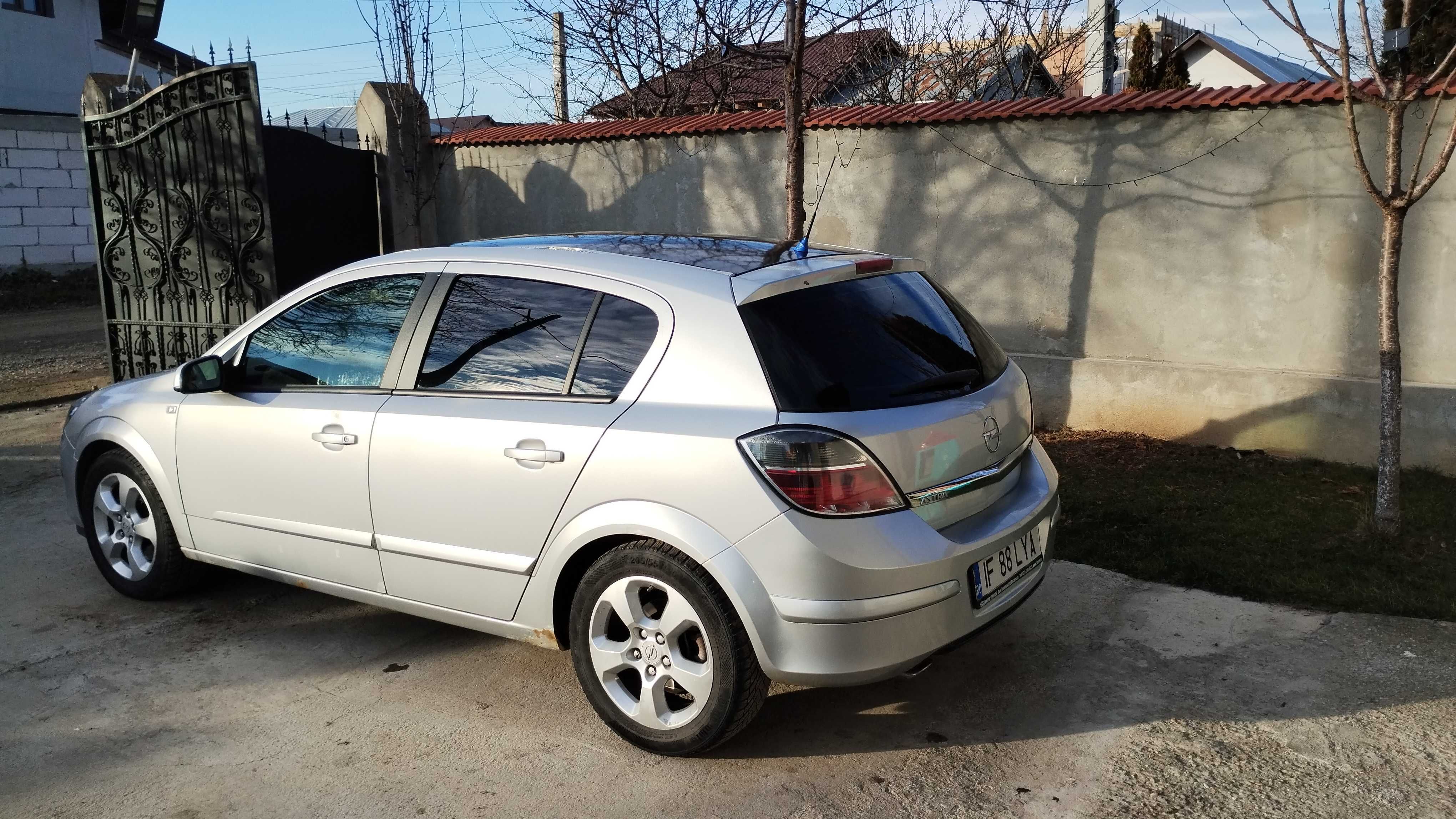 Opel astra h 1.9 .120cp