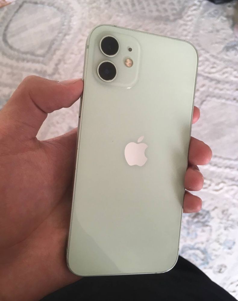 Iphone 12 va 5 se
