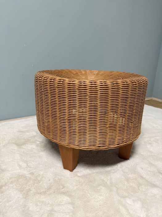 Ратанова табуретка / 80-те