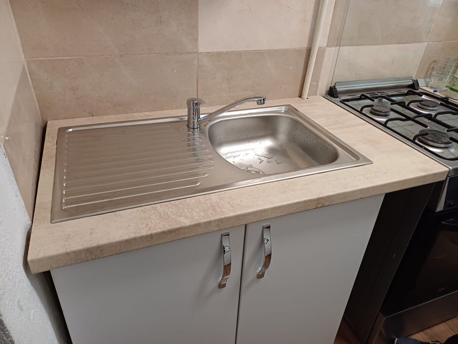 Vand apartament 3 camere