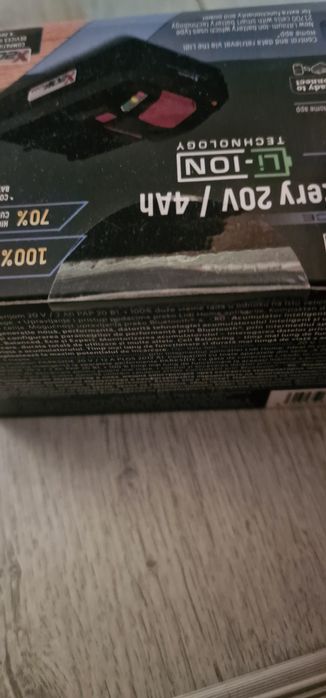 Vând baterie smart Parkside 4Ah