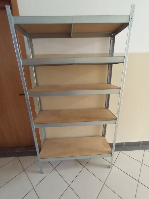 Vând raft urgent