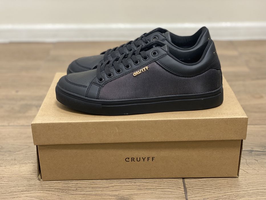 95лв Ликвидация! Cruyff Jordi НОВИ! ОРИГИНАЛ!