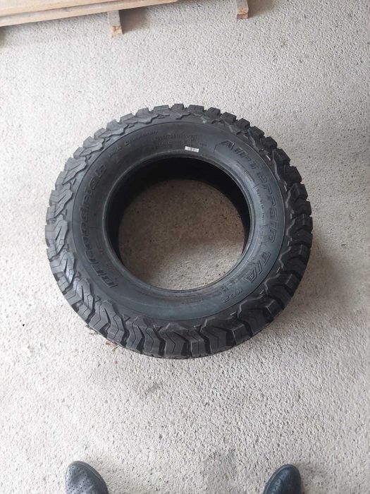 Cauciuc 235 / 60 R18 all-season | Cauciuc nou 265 / 70 R17 all-terrain