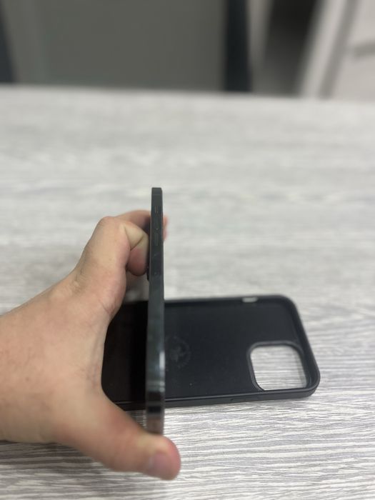 Продается айфон 13 про мах