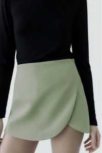 Чисто нова къса пола - панталонки Zara с етикет