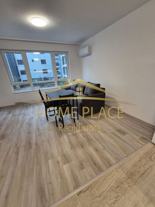 Дава се под наем Двустаен апартамент в Варна, Център - 75 кв.м за 612 € - Снимка #1