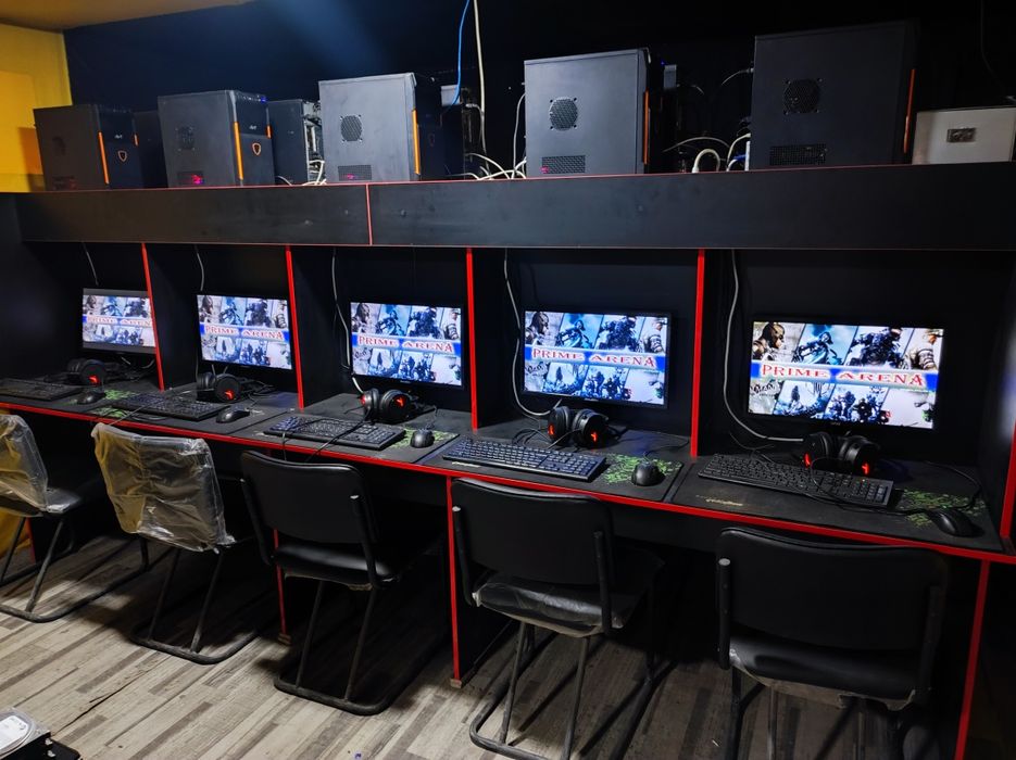 Game club 10ta komplek kompyuter sotiladi