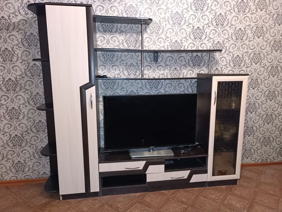 Продам горку под ТВ