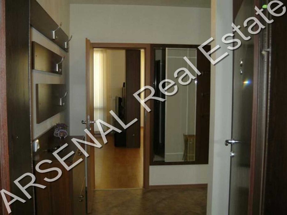 Дава се под наем Двустаен апартамент в София, Витоша - 87 кв.м за 500 € - Снимка #1