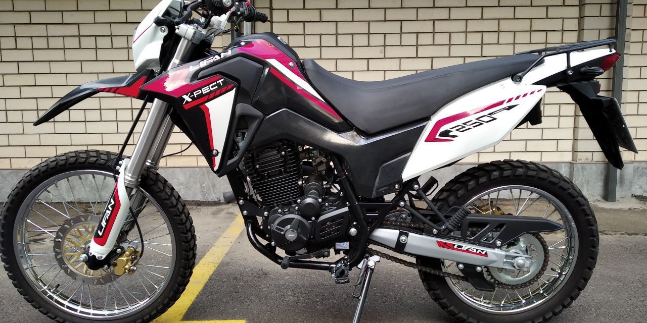 Продаётся мотоцикл LIFAN 250 Эндуро
