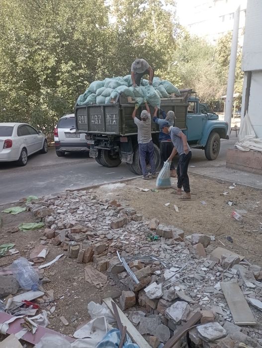 Вывоз строй мусора.хлам.все из дома.Грузчики.