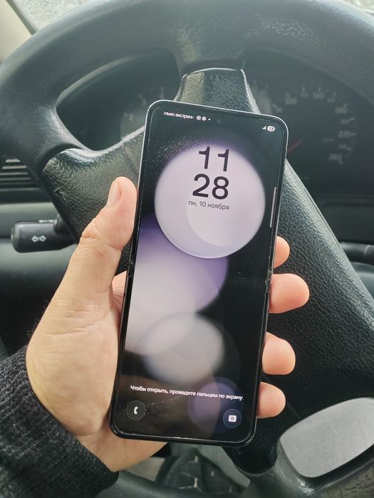 Z flip 5,5G 512 с коробкой