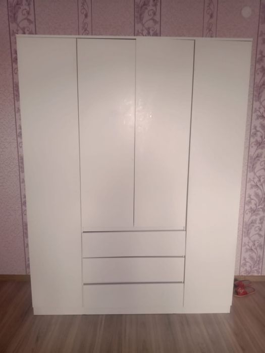 Шкаф   комнатный
