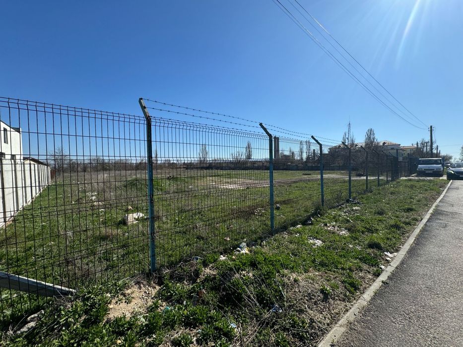 Vand teren intravilan 12470 mp în Rosiorii de Vede