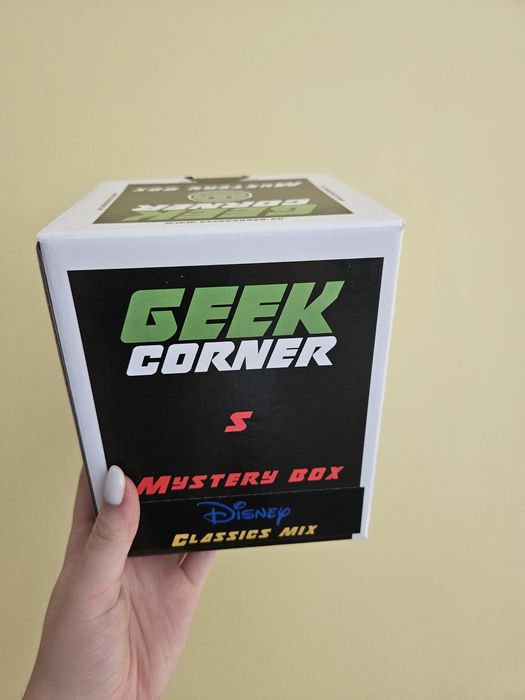 GeekCorner Aniventure Comic Con Disney Mistery Box