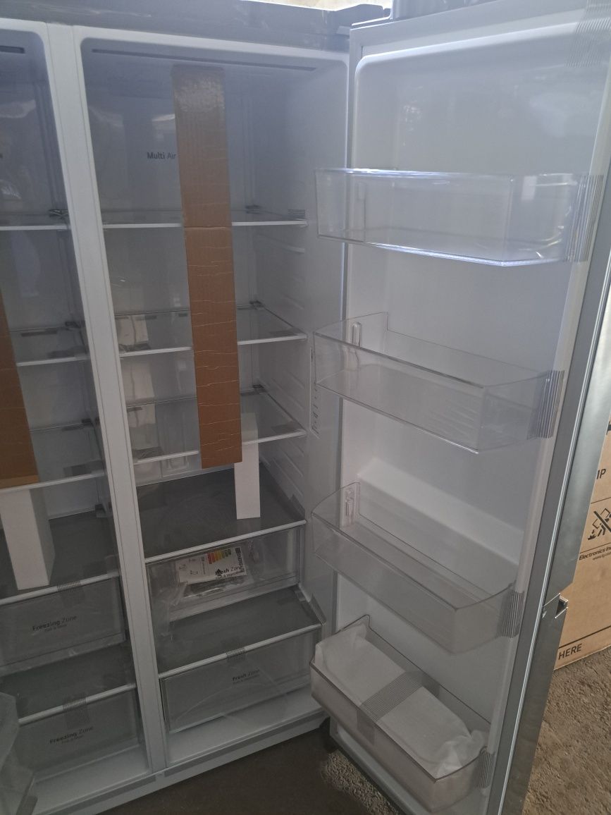 Нов инверторен Side by side хладилник door in door insta view LG 625 л