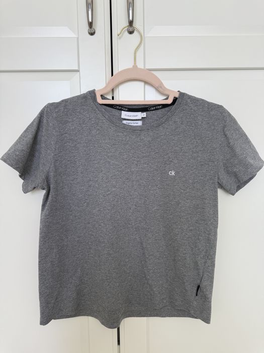 Памучна сива тениска Calvin Klein размер XS