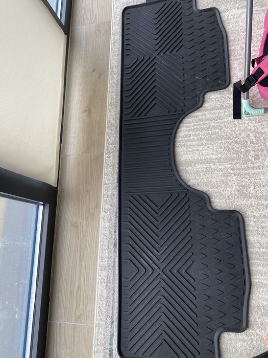 Продаю коврики на авто Киа Спортейдж