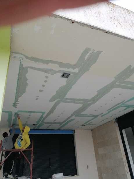 Constructii case la rosu, consolidari