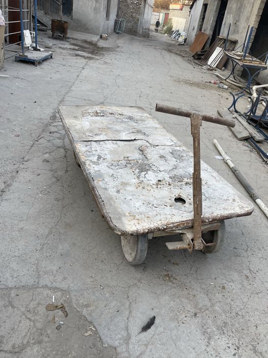 Арава сотилади.