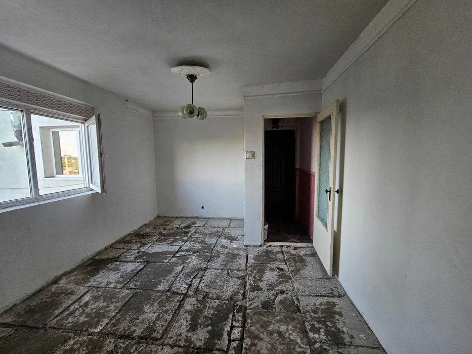 Vând apartament in Darabani, BT, central, 2 camere, etaj 1
