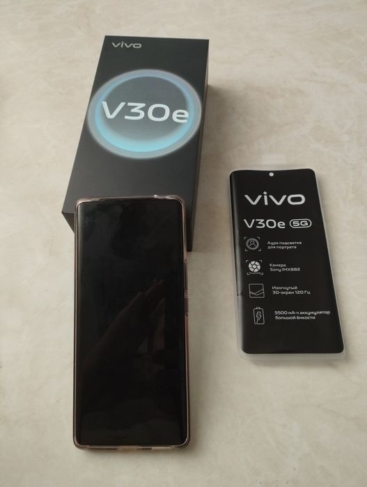 Vivo V30e 8+8/256 gb.