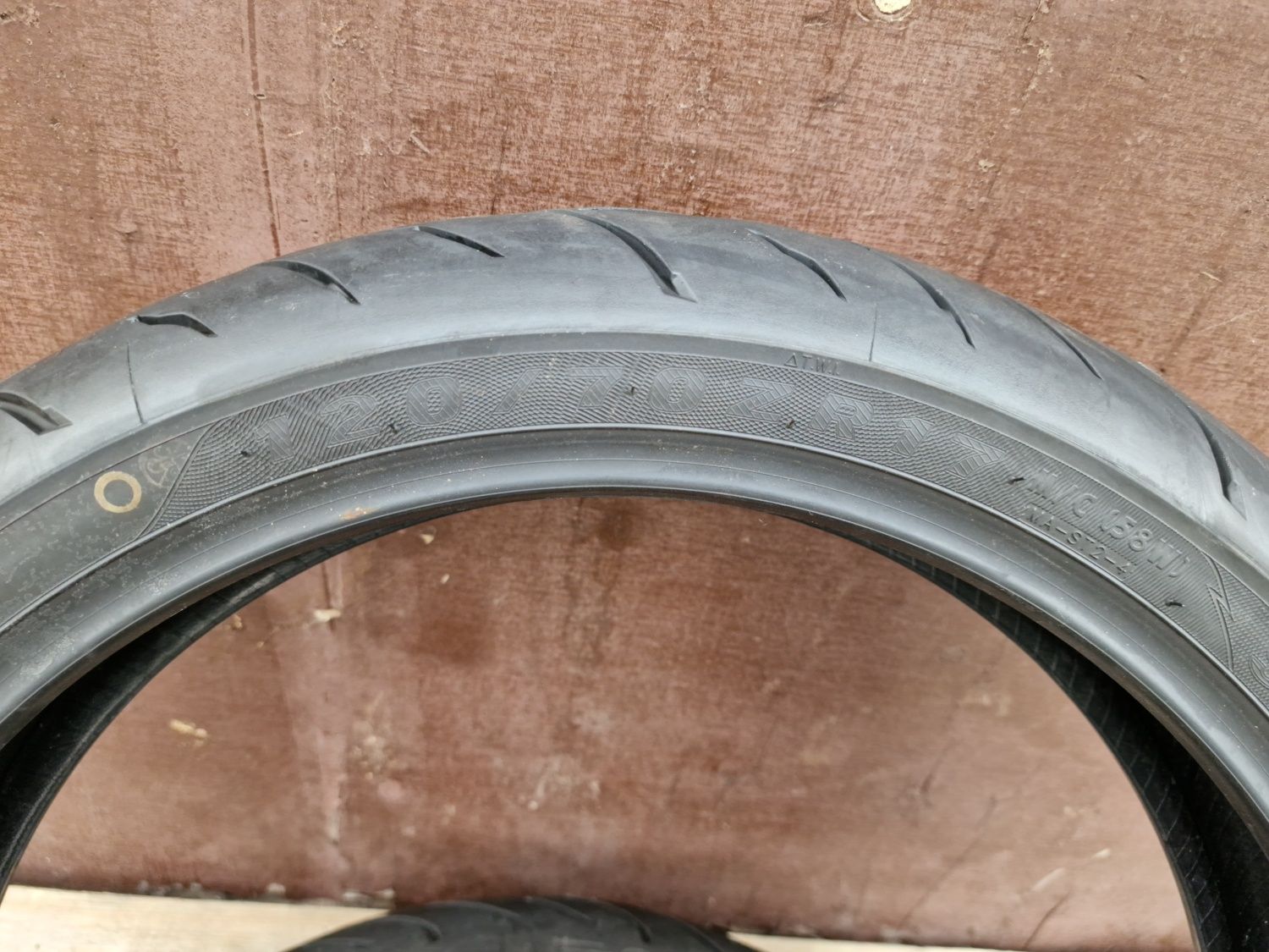 120/70/17 Maxxis dot 2019