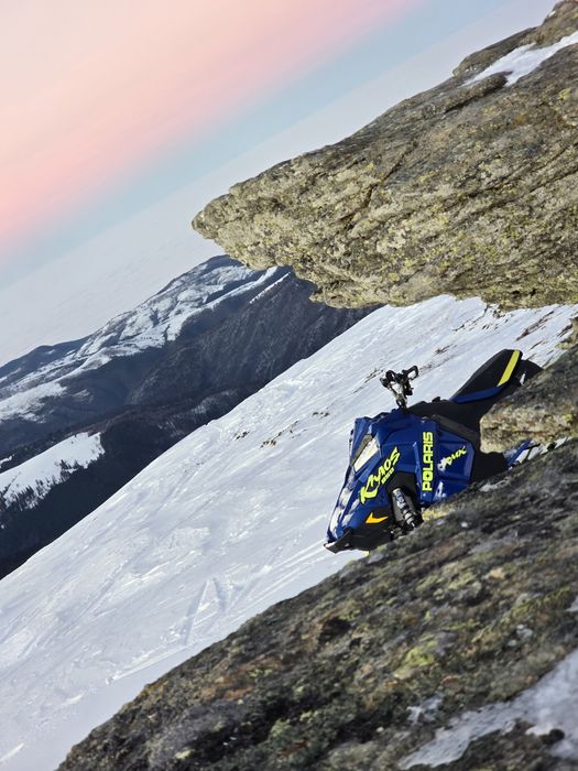 Polaris khaos 800 2021