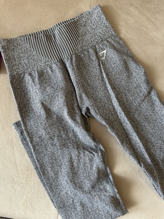 Спортен клин Gymshark, Adidas, Genezis